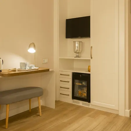 Hotell Icon Bcn 4*
